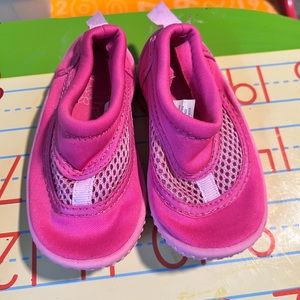Iplay swimming shoes
